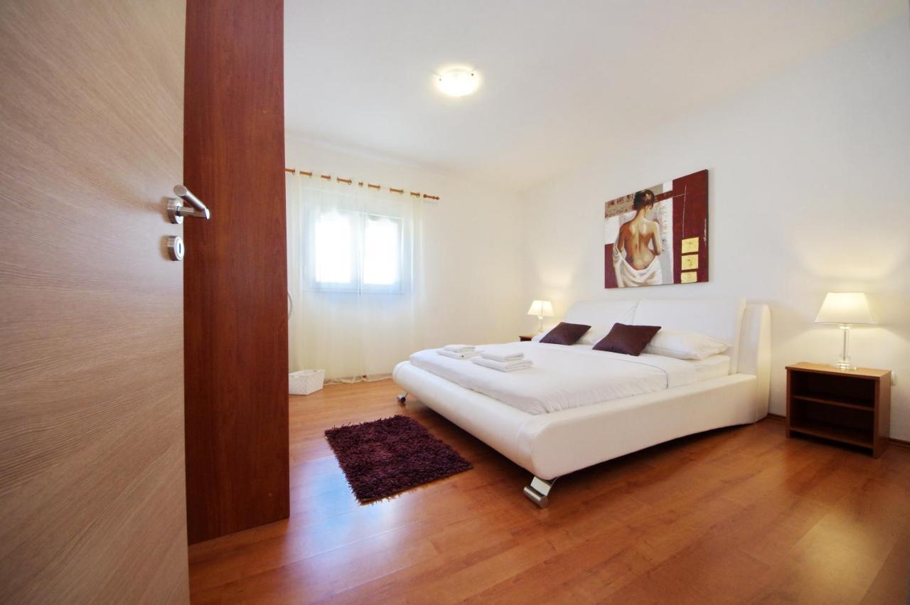 Apartmani Emili Сукошан Екстер'єр фото